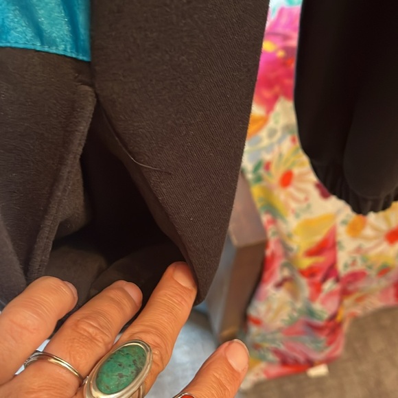 Very 80’s Vintage zip front embellished sweatshirt! - Picture 4 of 8